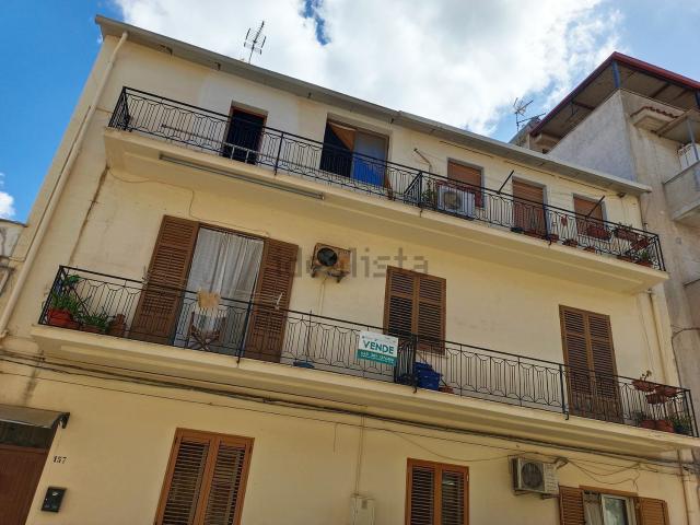 Appartamento in vendita di 120 m² in Via Dante Alighieri, 160
