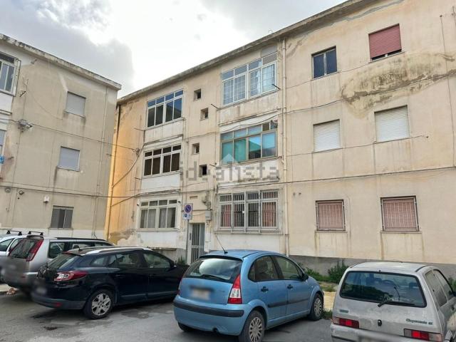 Appartamento in vendita di 120 m² in Via Dante Alighieri