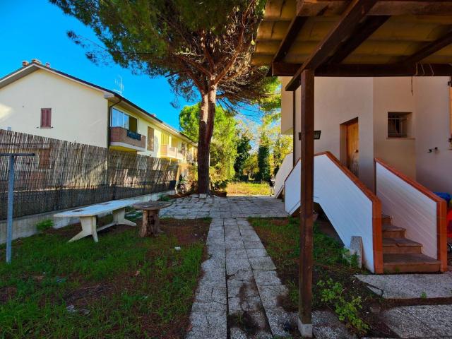 Appartamento in vendita di 120 m² in Via dei Bucaneve, 17