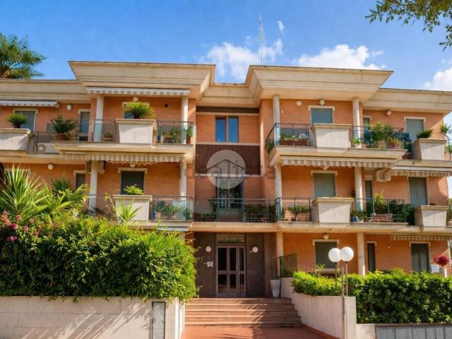 Appartamento in vendita di 120 m² in Via dei Ciclamini, 6