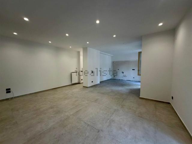 Appartamento in vendita di 120 m² in Via dei Due Principati, 8