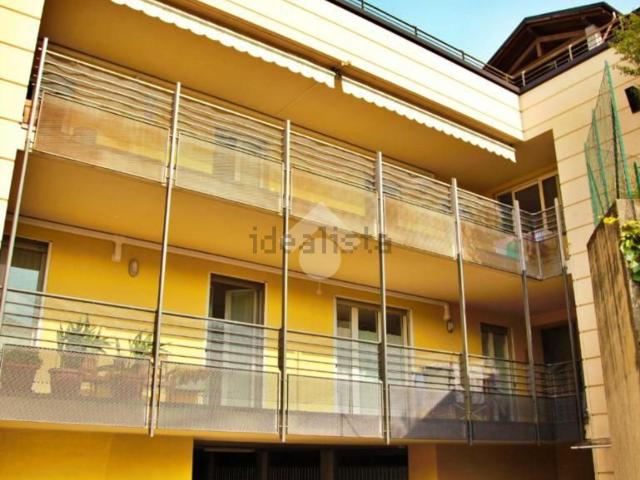 Appartamento in vendita di 120 m² in Via dei Partigiani, 23