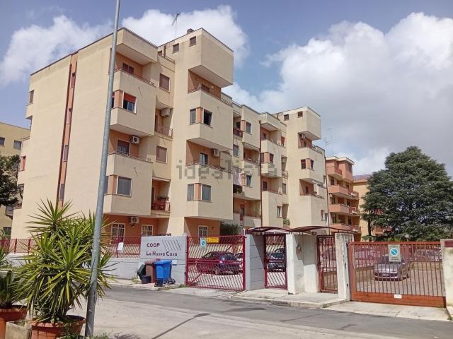 Appartamento in vendita di 120 m² in Via dei Tigli, 15