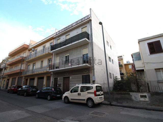 Appartamento in vendita di 120 m² in Via dei Vespri, 137