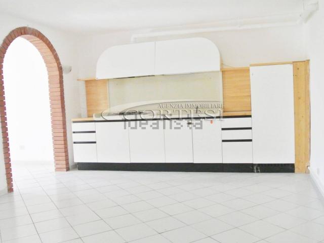 Appartamento in vendita di 120 m² in Via dei Visconti, 11