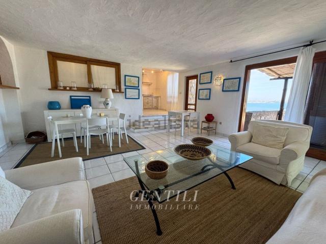 Appartamento in vendita di 120 m² in Via del Mare