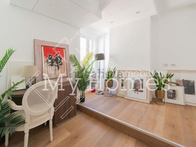 Appartamento in vendita di 120 m² in Via del Corso