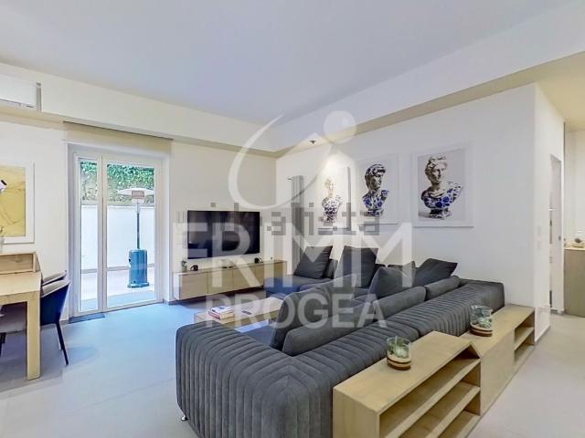 Appartamento in vendita di 120 m² in Via del Giuba