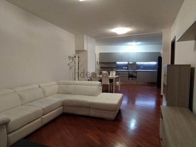 Appartamento in vendita di 120 m² in Via del Leone