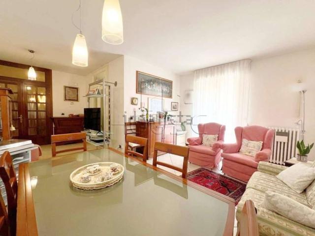 Appartamento in vendita di 120 m² in Via del Prucino