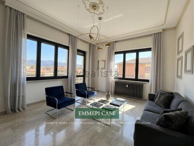 Appartamento in vendita di 120 m² in Via del Risorgimento