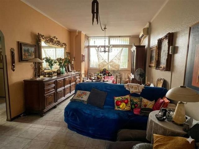 Appartamento in vendita di 120 m² in Via del Rotolo