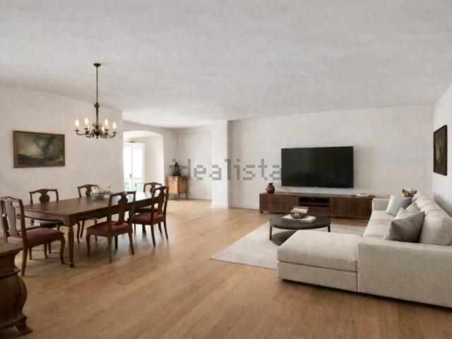 Appartamento in vendita di 120 m² in Via del Trebbio