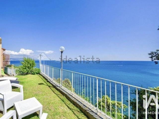 Appartamento in vendita di 120 m² in Via della Costa, 34