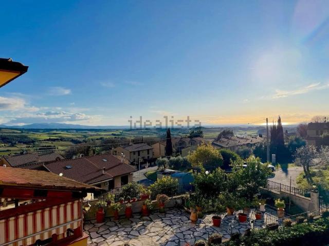 Appartamento in vendita di 120 m² in Via della Fonte