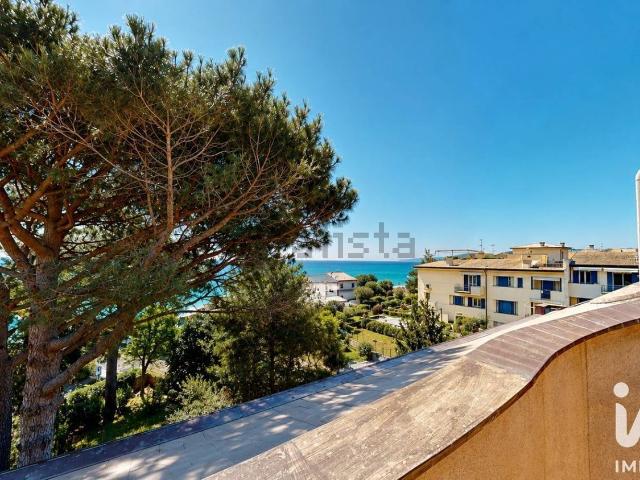 Appartamento in vendita di 120 m² in Via della Pineta