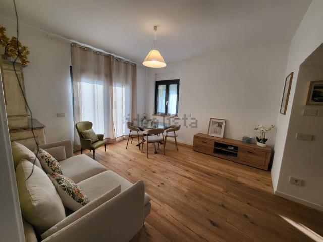 Appartamento in vendita di 120 m² in Via della Valsassina