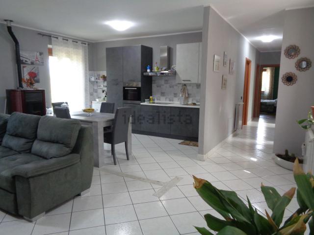 Appartamento in vendita di 120 m² in Via delle Cartiere, 1