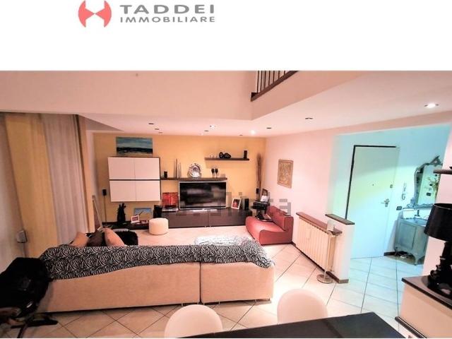 Appartamento in vendita di 120 m² in Via delle Cascine