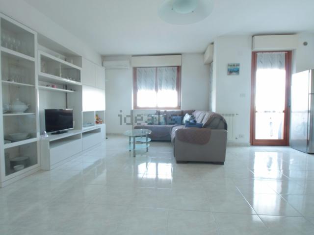 Appartamento in vendita di 120 m² in Via delle Orchidee