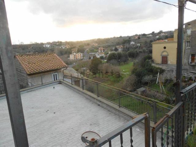 Appartamento in vendita di 120 m² in Via delle Sorgenti, 21