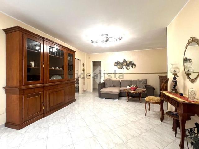 Appartamento in vendita di 120 m² in Via delle Querce