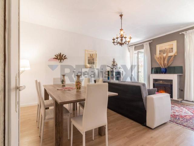 Appartamento in vendita di 120 m² in Via di Cellere, 41