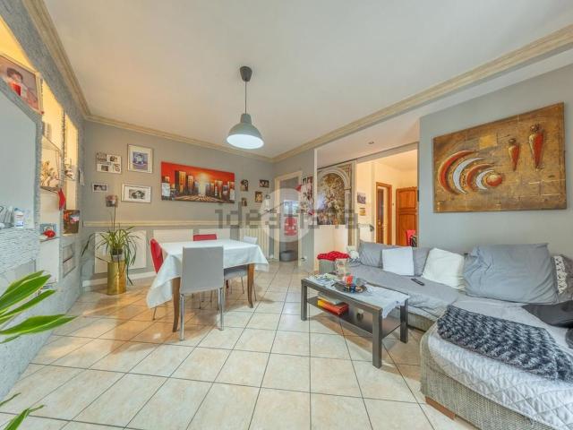 Appartamento in vendita di 120 m² in Via di Lunghezza, 1
