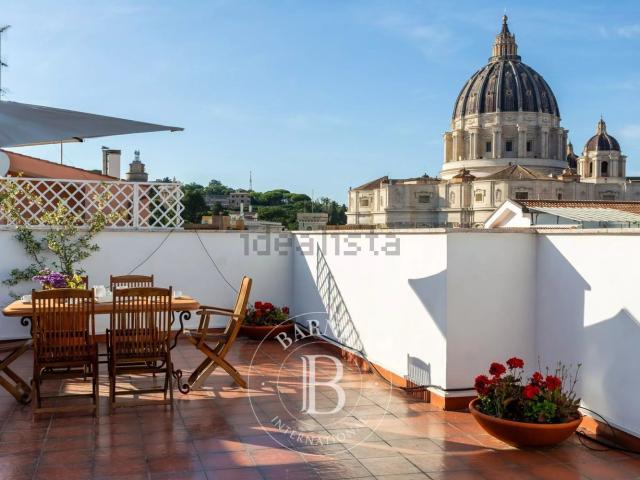 Appartamento in vendita di 120 m² in Via di Porta Fabbrica