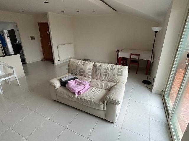 Appartamento in vendita di 120 m² in Via di Ronciglione, 45