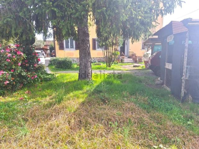 Appartamento in vendita di 120 m² in Via di Tiglio
