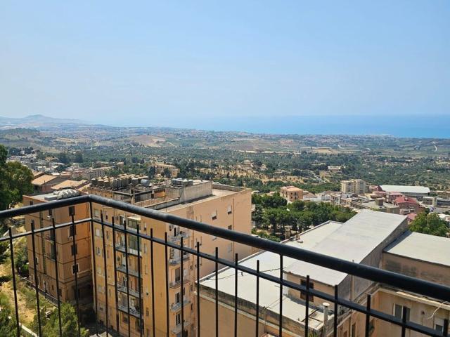 Appartamento in vendita di 120 m² in Via Diodoro Siculo, 8
