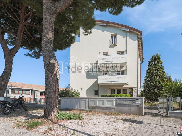 Appartamento in vendita di 120 m² in Via Emilia Romagna