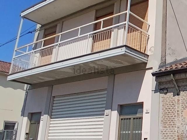 Appartamento in vendita di 120 m² in Via Emilia, 31