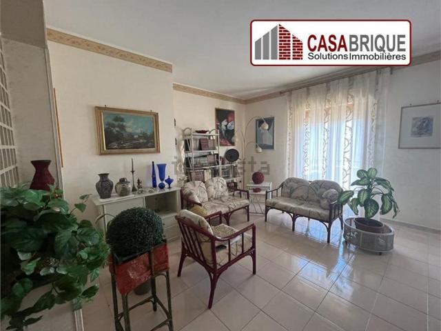 Appartamento in vendita di 120 m² in Via Emilio Murdolo