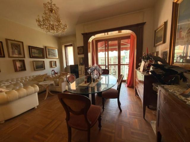 Appartamento in vendita di 120 m² in Via Emilio Cornalia, 19