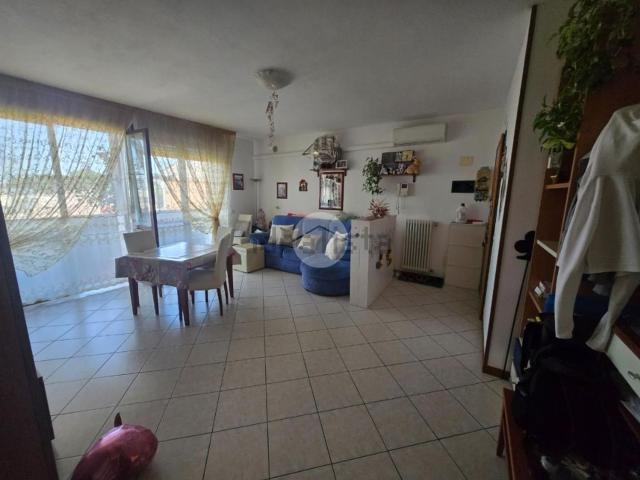 Appartamento in vendita di 120 m² in Via Enrico Berlinguer, 3