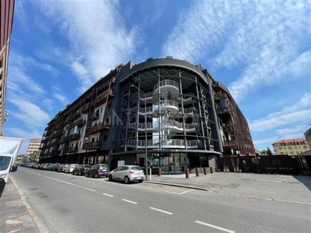 Appartamento in vendita di 120 m² in Via Enrico Cosenz