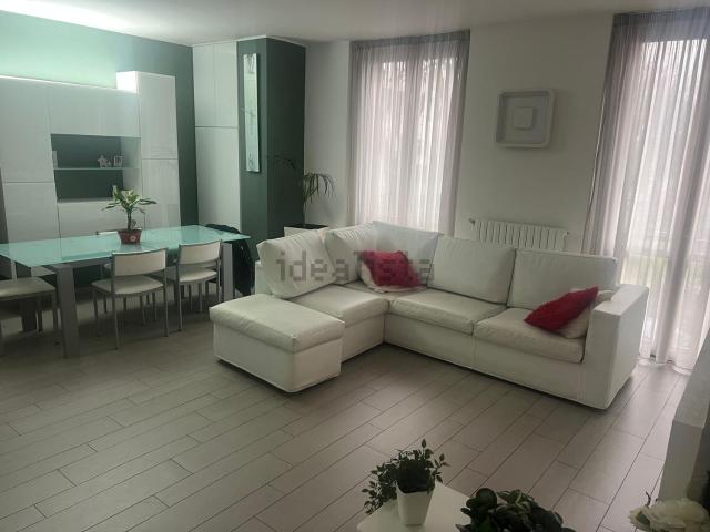 Appartamento in vendita di 120 m² in Via Enrico Toti, 39