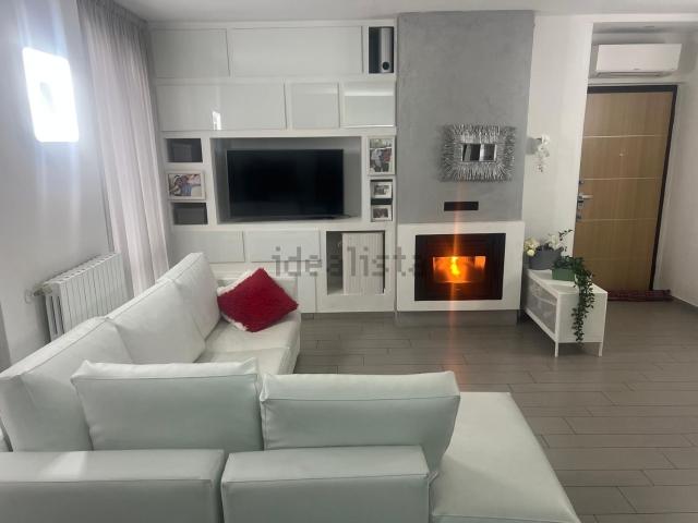 Appartamento in vendita di 120 m² in Via Enrico Toti, 45
