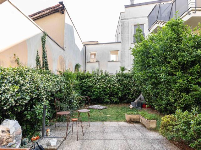 Appartamento in vendita di 120 m² in Via Edmondo de Amicis