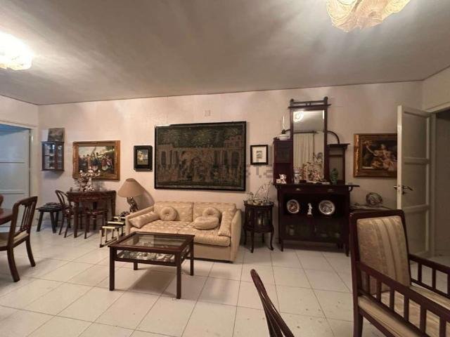 Appartamento in vendita di 120 m² in Via Edmondo de Amicis