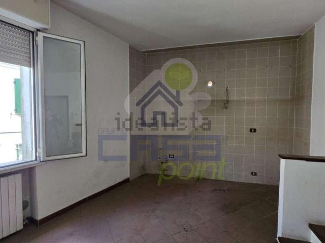 Appartamento in vendita di 120 m² in Via Edmondo de Amicis