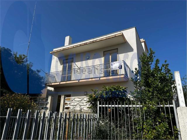 Appartamento in vendita di 120 m² in Via Eraclito, 14