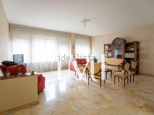 Appartamento in vendita di 120 m² in Via Errico Petrella, 21