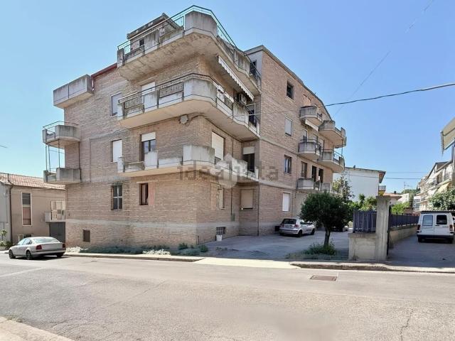 Appartamento in vendita di 120 m² in Via Fabio Filzi, 2