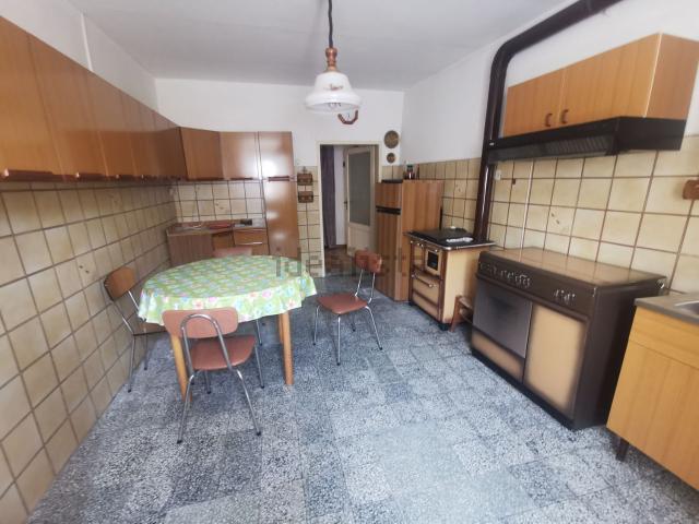 Appartamento in vendita di 120 m² in Via Faentina