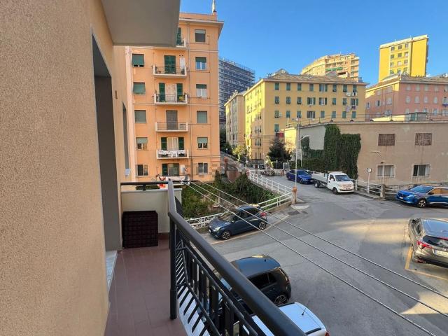 Appartamento in vendita di 120 m² in Via Faliero Vezzani