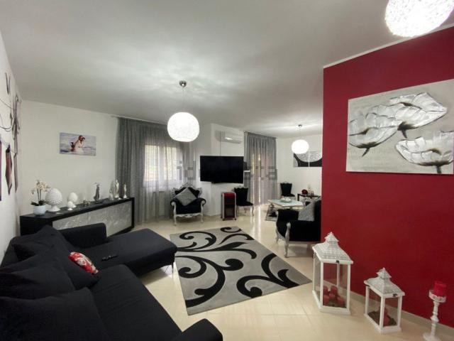 Appartamento in vendita di 120 m² in Via ferdinando magellano, 15