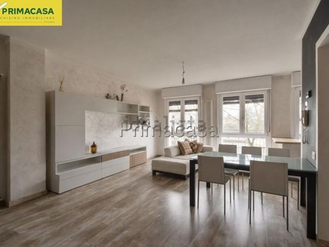 Appartamento in vendita di 120 m² in Via Fernando Manzotti